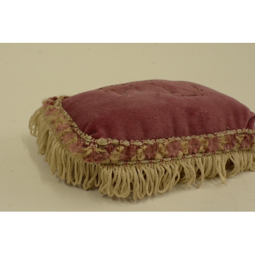 440 - Victorian Pin Cushion