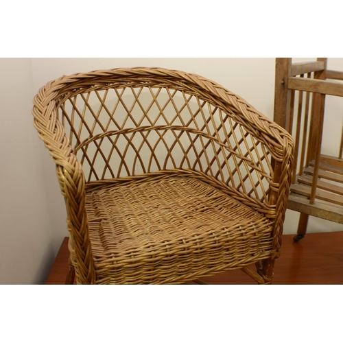 574 - 1 x Wooden Doll Cradle 54x58x34cm
1 x Childs Wicker Chair 49x38cm