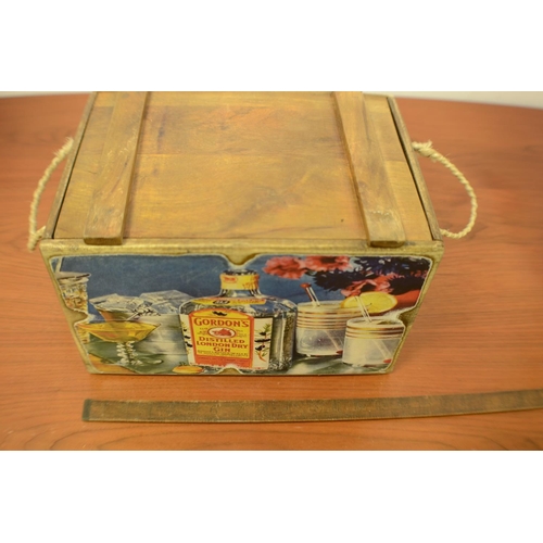 600 - Gordons Storage Box