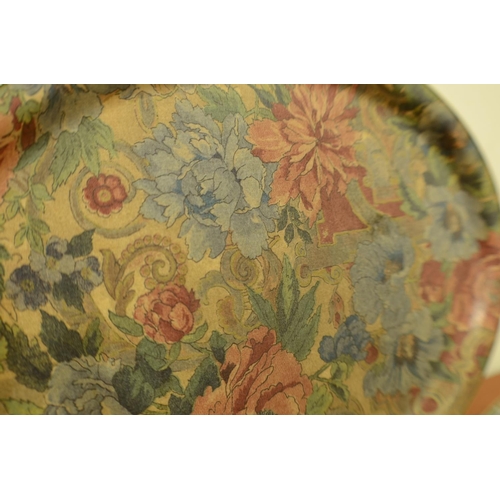 644 - 3 Decorative Trays