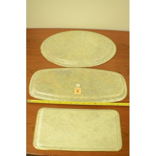 644 - 3 Decorative Trays