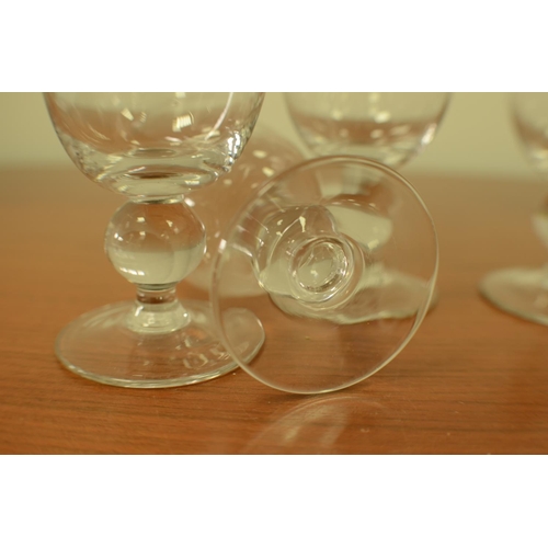 786 - 4 Wine Glasses with Bulb Bottom