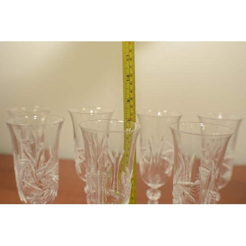 816 - 7 Champagne flute Glasses