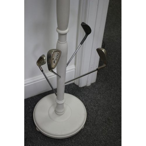 210 - Unique Golf Club Shoe Rack White