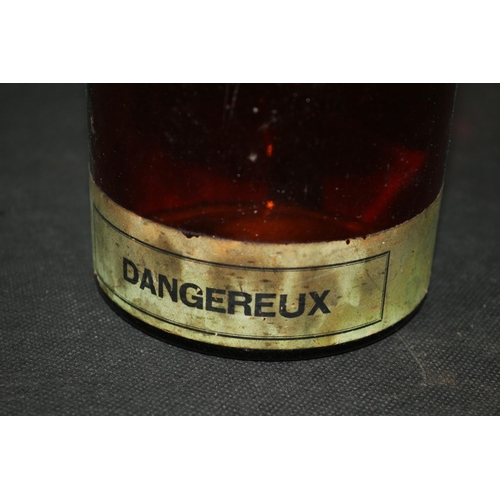 238 - Liqueur De-Van-Swieten Dangereux Bottle