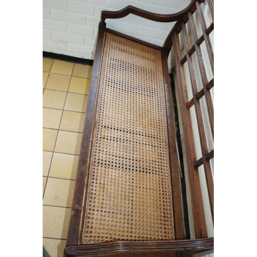 700 - Late Victorian / Edwardian Settle With Bergere Seat and Slatted Back 3 Seater