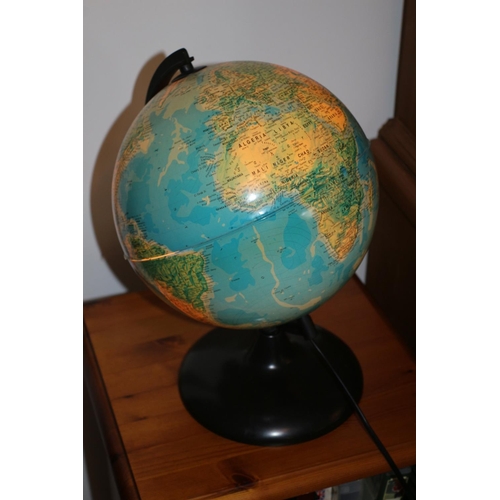 710 - Globe Light approx. 18inches tall, Working