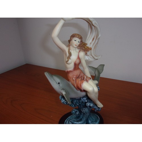 46 - Figurine Lady with Dolphin Julana Collection