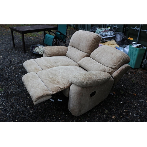 664 - Very Nice 2 Seater Reclining Sofa in Great Condition