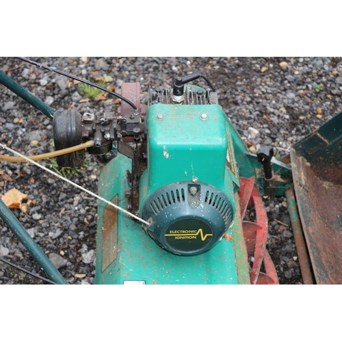 673 - Qualcast Suffolk Punch Petrol Lawn Mower - We are Informed This is Working