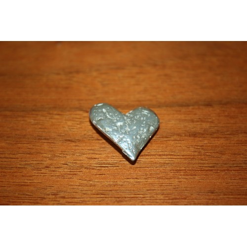 1000 - Solid Silver Heart