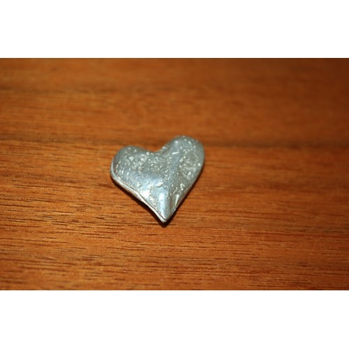 1000 - Solid Silver Heart