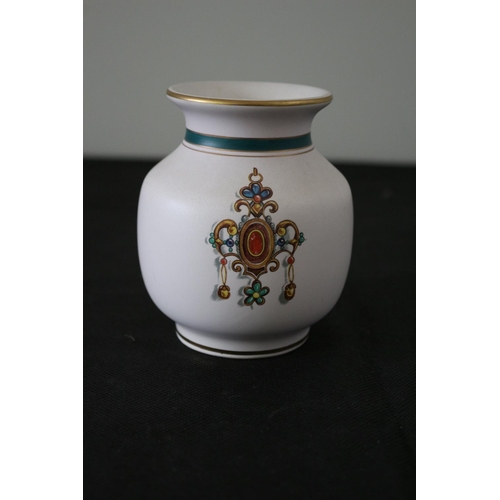 92 - Flora Keramiek Govda Vase From Holland Marked Marjon 905