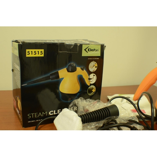 52 - A Delta Essentials Steam Cleaner Model 51515