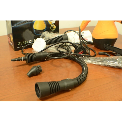 52 - A Delta Essentials Steam Cleaner Model 51515