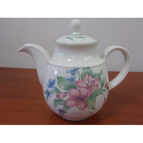 26 - A Selection of New tea pots including Royal Doulton Expressions and a Biltons. Lot comes complete wi... 