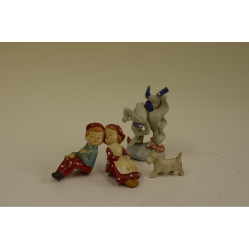 332 - Dutch Figurines and Ornaments