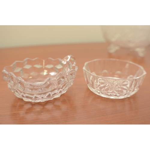 517 - Glass decorative Bowl with feet plus other glass decorative bowls and a silver Coloured tray