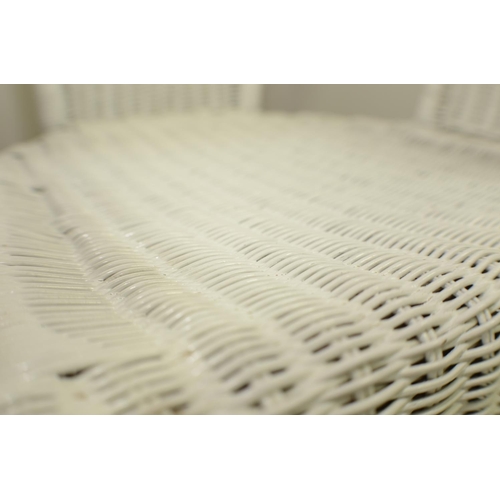 521 - 2 x White Wicker Conservatory Chairs New 73x58x50cm