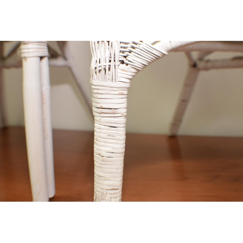 521 - 2 x White Wicker Conservatory Chairs New 73x58x50cm