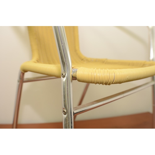 522 - Plastic Seat Bistro Chair 
74x55x56cm