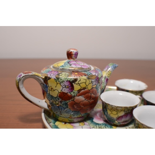 523 - Chintz Tea-set