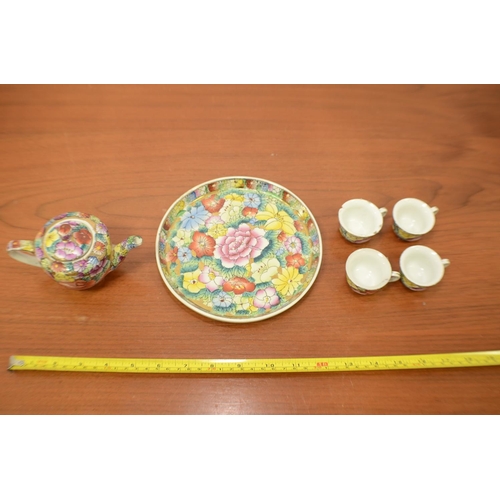 523 - Chintz Tea-set