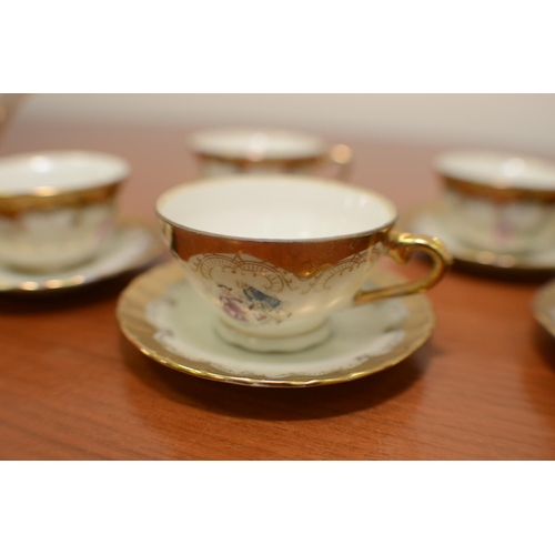 530 - Set of 6 Cups and Saucers. Milk Jug and Tea-Pot by  Salvream