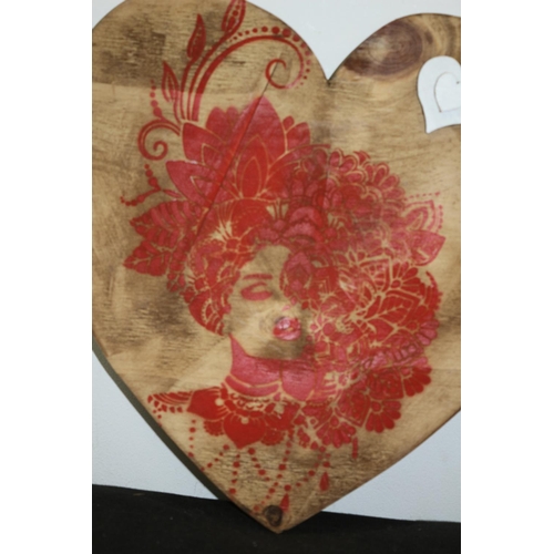 32 - Stylish Wood Heart Plaque with Stencil 28x28cm