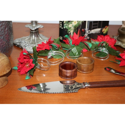 100 - A Lot for The Christmas Table Including Christmas Napkin Rings, Silver Plate Candlestick Plus More