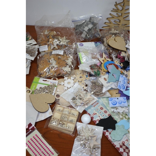 119 - A Box of Christmas Craft and Arts