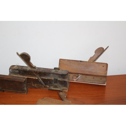 192 - 6 x Antique Wood Planes with Different Edging Blades