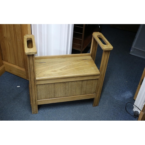 206 - Vintage Hallway Shoe Box / Seat