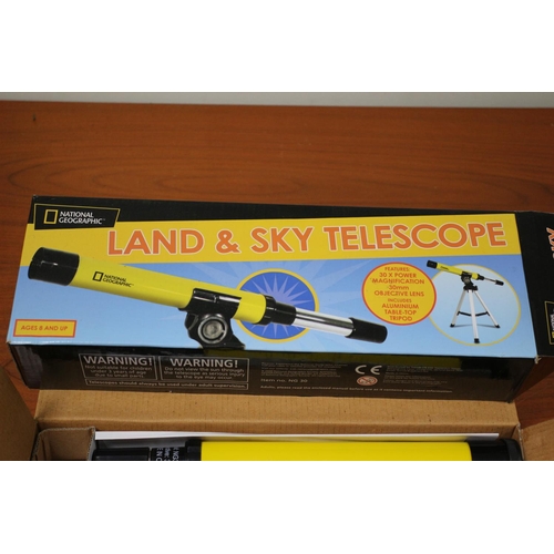 519 - Land and Sky Telescope like new in box. National Geographic
