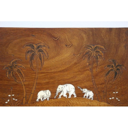 532 - Wooden plaque with inlaid elephants 23x15cm