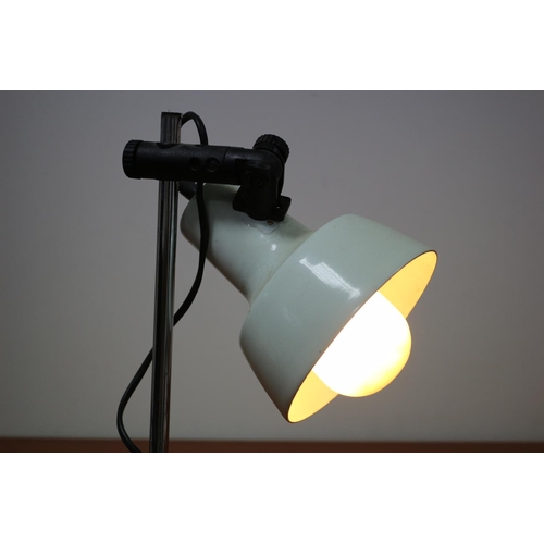 545 - Vintage angle-poised lamp. Working condition.