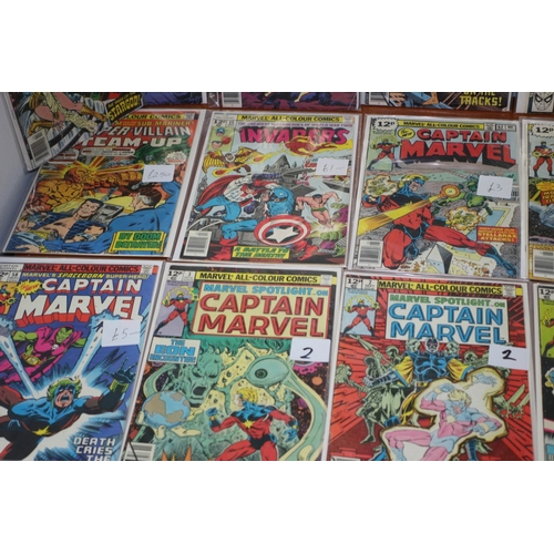 547 - A collection of 30 1970's Marvel Comics, all boarded and bagged. Good condition