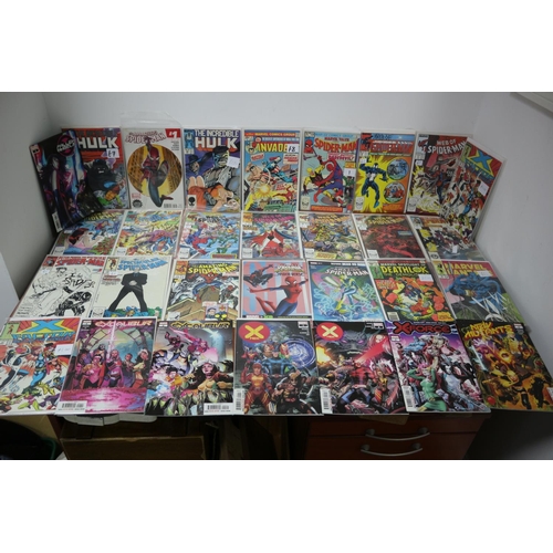 549 - 30 Marvel Comics including 'Spider Man, 'Hulk', 'Invaders', 'X-Men and others.