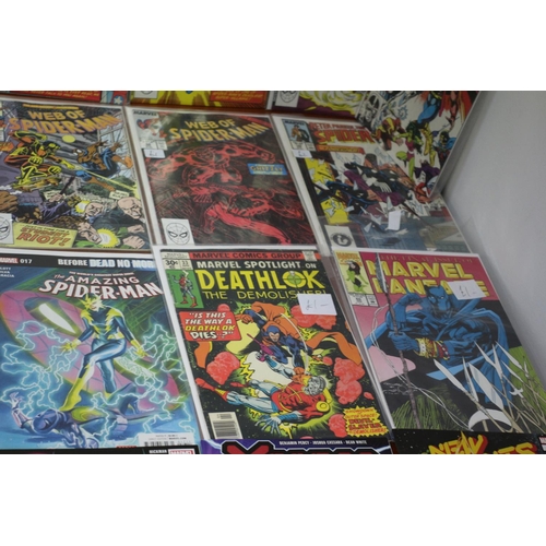 549 - 30 Marvel Comics including 'Spider Man, 'Hulk', 'Invaders', 'X-Men and others.