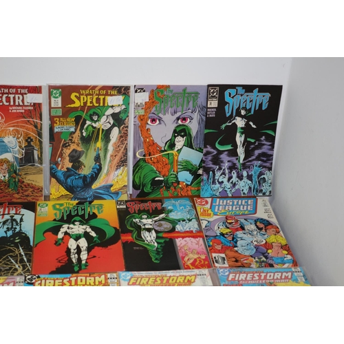 551 - 30 DC Comics including 'Spectre', 'Justice League' and 'Firestorm'.