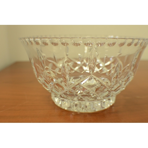 160 - 3 x Bowls Various sizes 1 Crystal