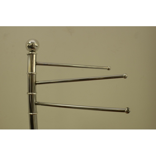 177 - Metal Bathroom Towel Holder freestanding