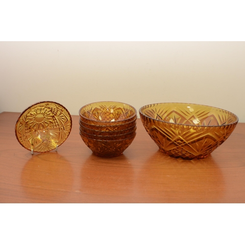 303 - A Amber Fruit Salad Bowl with Six matching Bowls