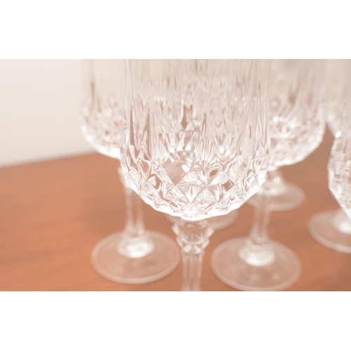 394 - 10 crystal wine glasses