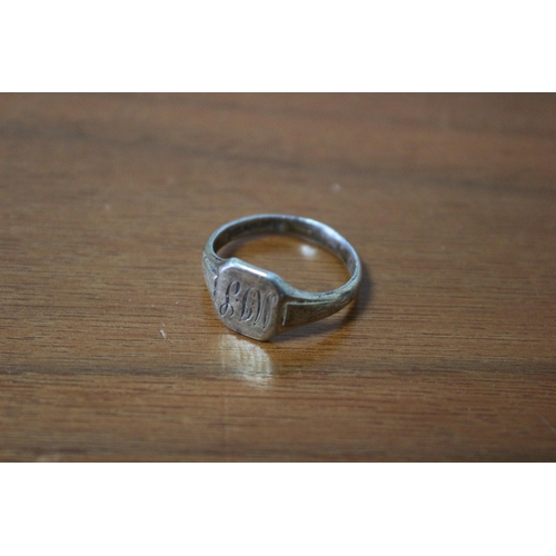 249 - Presented as 9k & Silver Marked Vintage Ring