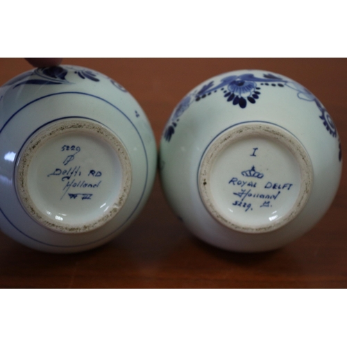 350 - 2 x Delft Royal Vases