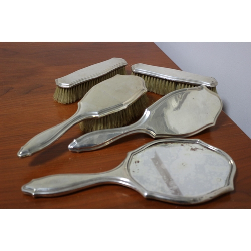 122 - 1913, (Edwardian), Birmingham Silver Hallmarked Vanity Brush and Mirror Set Comprising Mirror, 2 x H... 