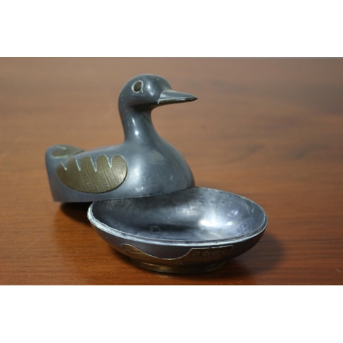 145 - Aged Pewter Duck Pot with Brass Inlay - 10 x 13cm