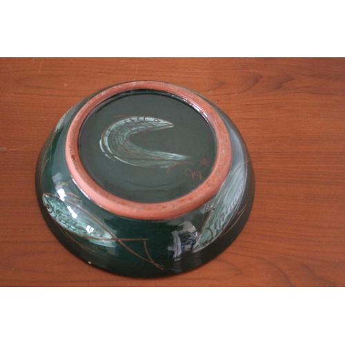 47 - Very Nice Hand Made Large Oriental Styled Deep Green Pottery Bowl with Fish Design - Tree Cross Pott... 