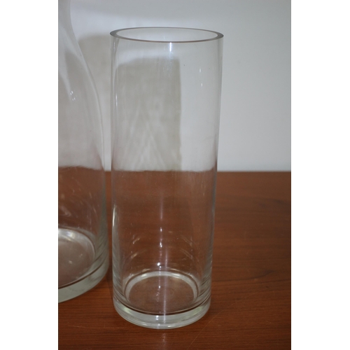 212 - 2 x Large Clear Glass Vases - Heavy - 35cm & 30cm